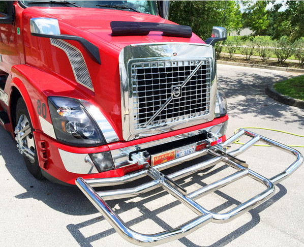 Factory Selling 304 Stainless Steel Bumper Deer Guard For  Pinnacle International Prostar 