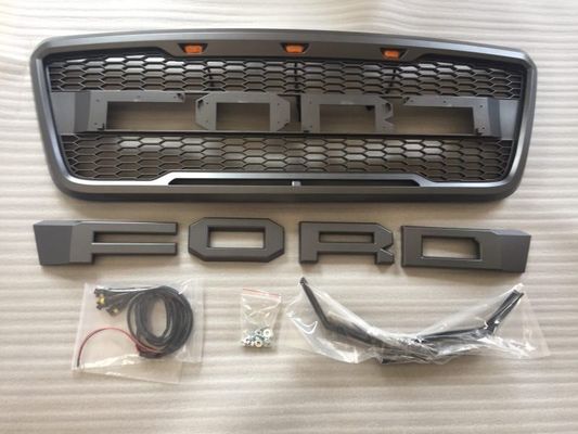 Grill depan mobil yang disesuaikan dan tahan lama untuk peningkatan kinerja kendaraan