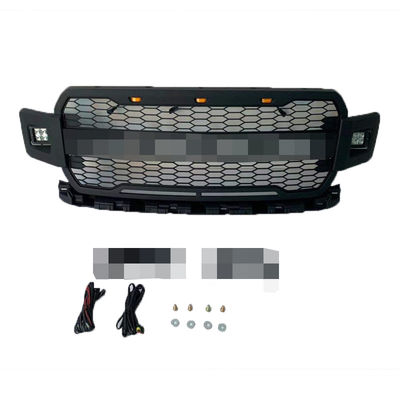 Grill depan mobil hitam untuk kendaraan Toyota Hilux Revo 2015-2018