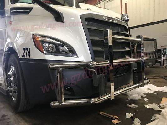 304 Stainless Steel Truck Deer Guard Warna Silver Untuk Freightliner Cascadia