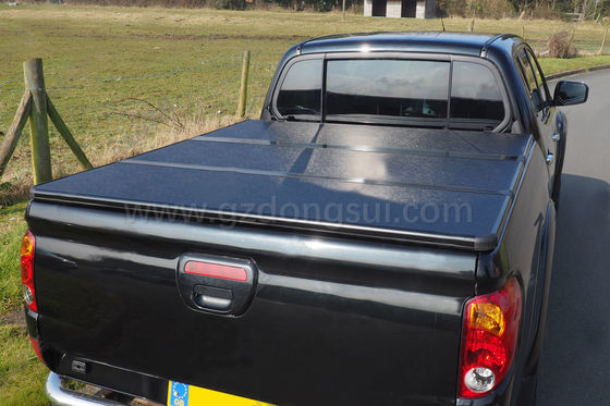 Produsen OEM Grosir Aluminium Tri Lipat Truk Bed Cover 10 Menit Instalasi Mudah Untuk Hilux Revo