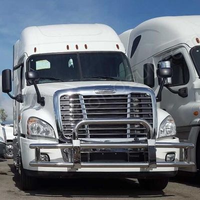 304 S / S Hot Sale Deer Guard Bumper Untuk Bagian Tubuh Buty Berat Truk Semi Besar Amerika