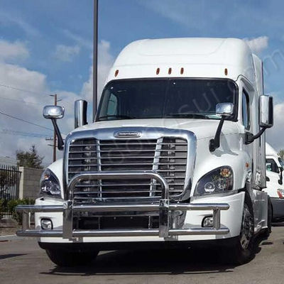 Dongsui Pabrik klasik Tough Amerika Utara pabrik harga asli Baru bergaya Semi Truck Bumper Deer Guard Untuk Freightliner Cascadia Volvo International Prostar Kenworth Peterbilt Mack Pinnacle